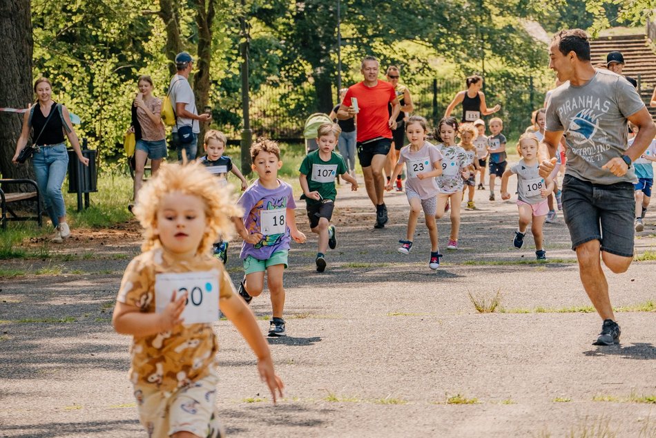 Bieg charytatywny w parku Baden-Powella