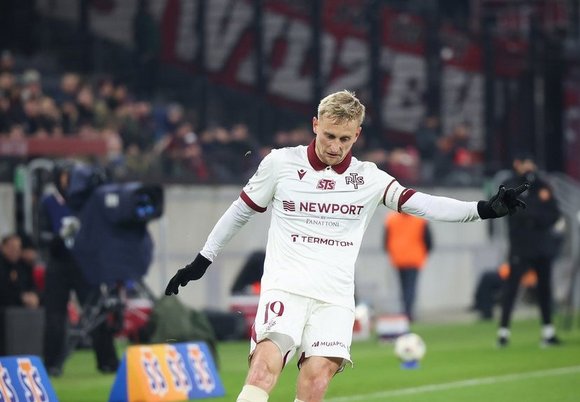 Widzew Łódź pokonuje Pogoń Szczecin! Awans do ćwierćfinału Pucharu Polski