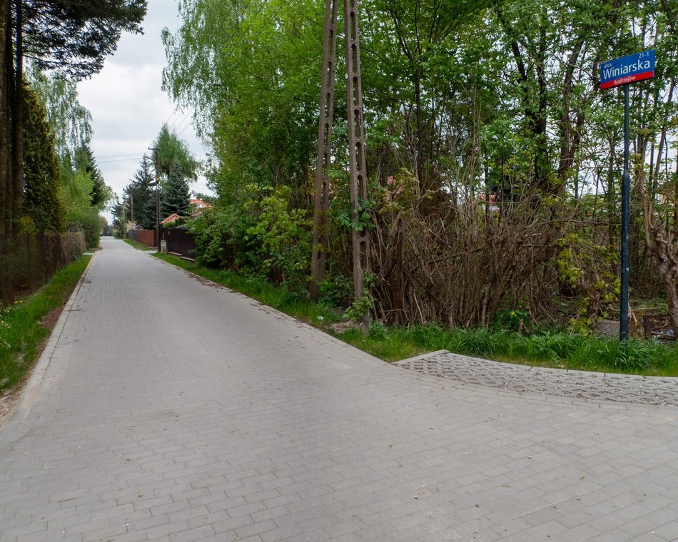 Łódź. Były gruntówki, jest asfalt! Drogi w Łodzi z nową nawierzchnią