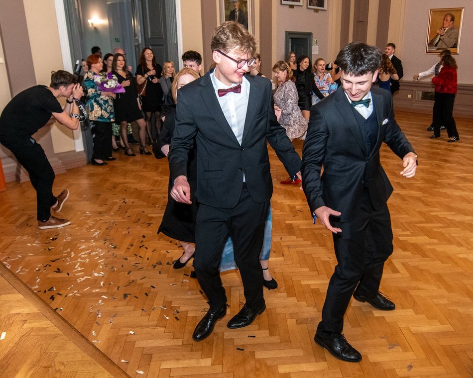 Łódź. A po maturze… bawiliśmy się doskonale! Bal pomaturalny w III LO w Łodzi