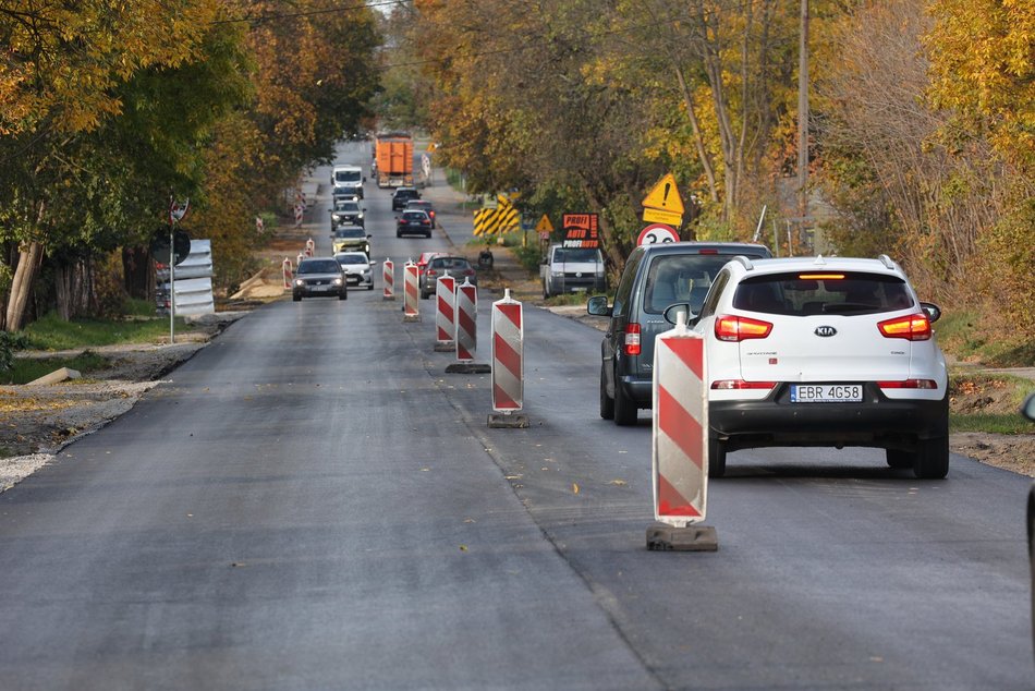 Nowy asfalt na Brzezińskiej