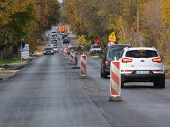 Nowy asfalt na Brzezińskiej