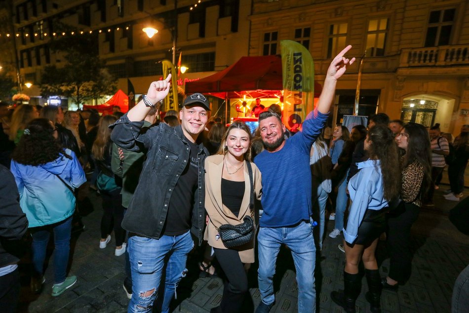 600. Urodziny Łodzi na Piotrkowskiej! Tłumy bawią się do białego rana i utraty tchu!