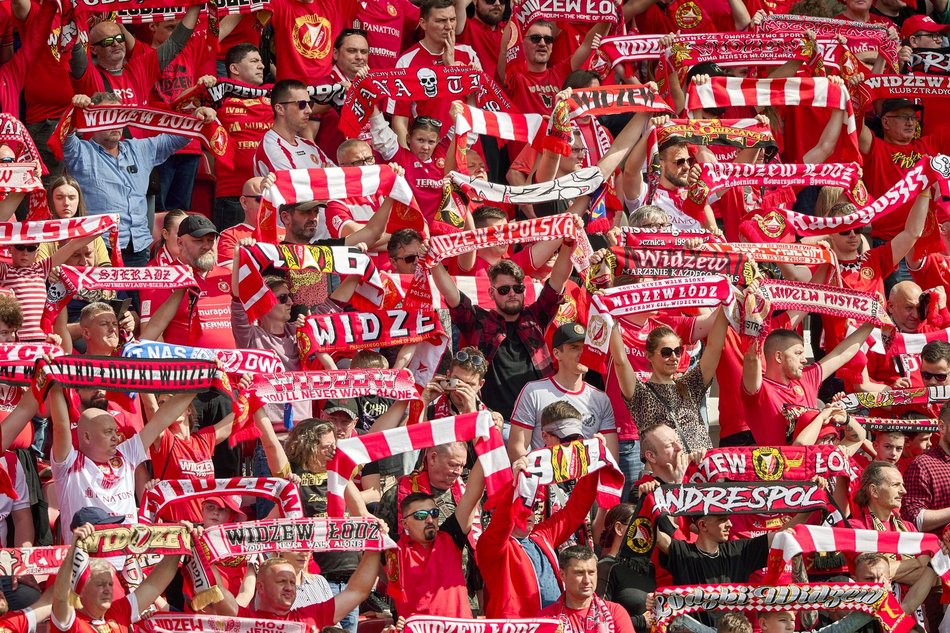 Kibice na meczu Widzewa Łódź