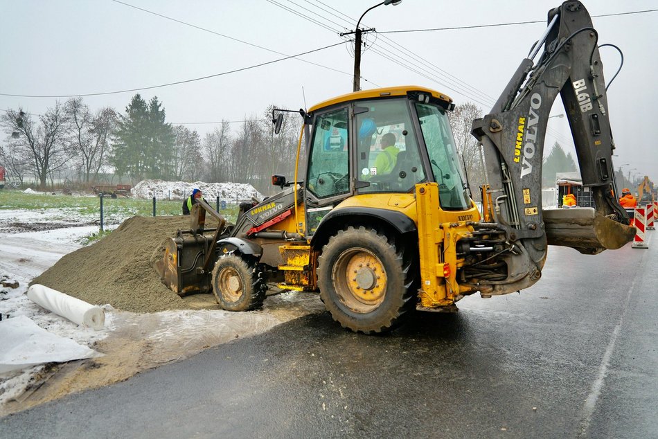 Łódź. Koniec zimy na drogach w Łodzi. Wielki poziomowy audyt ulic i powrót drogowców