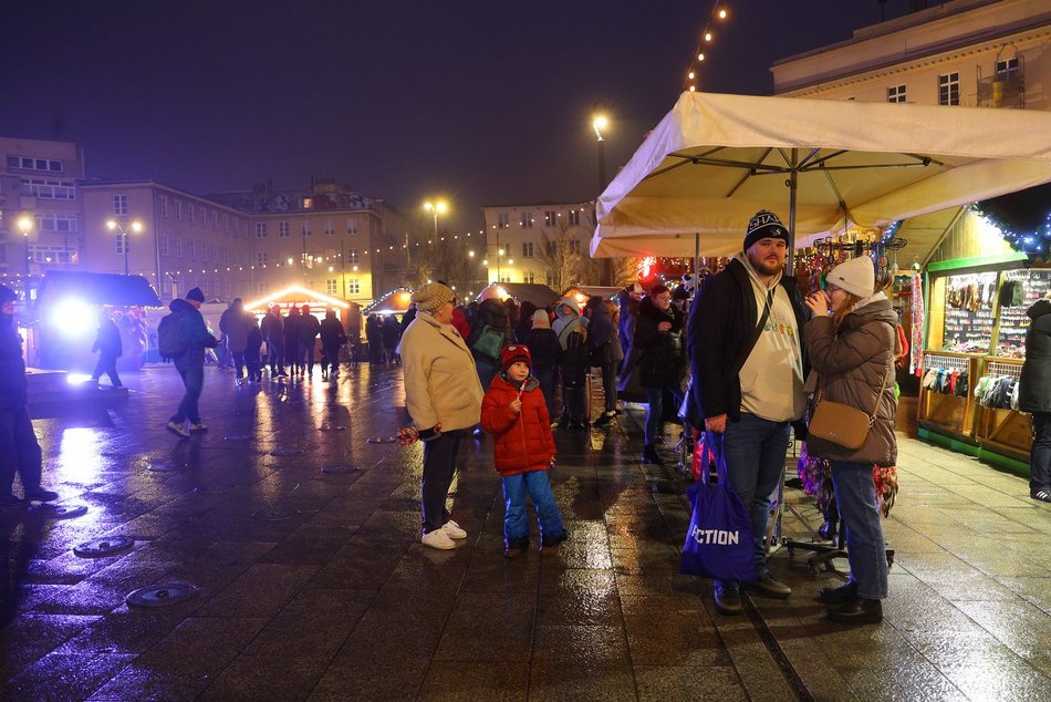Świąteczny klimat na Jarmarku Bożonarodzeniowym w Łodzi
