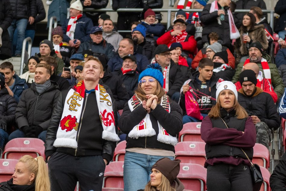 Łódź. Kibice na meczu ŁKS Łódź - Wisła Kraków. Byłeś/aś? Znajdź się w galerii