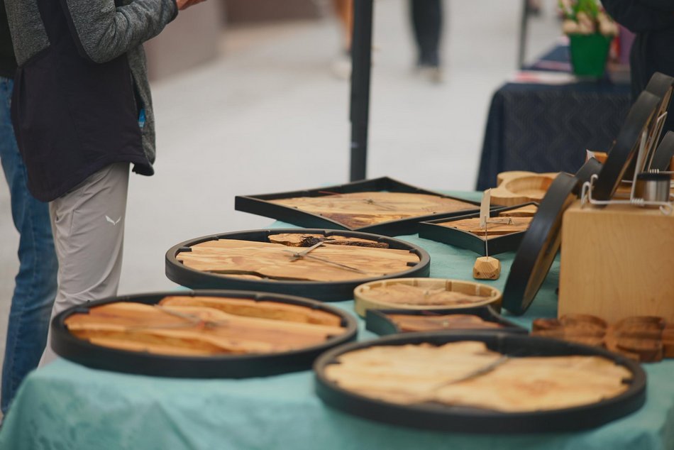 Rękodzielnia na Pietrynie w Łodzi trwa w najlepsze. Co oferują artyści?