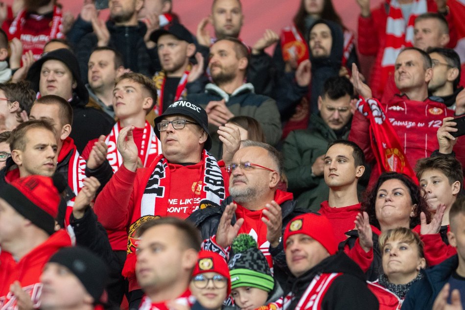 Kibice na meczu Widzewa Łódź z Zagłębiem Lubin. Byłeś/aś? Odszukaj się w galerii