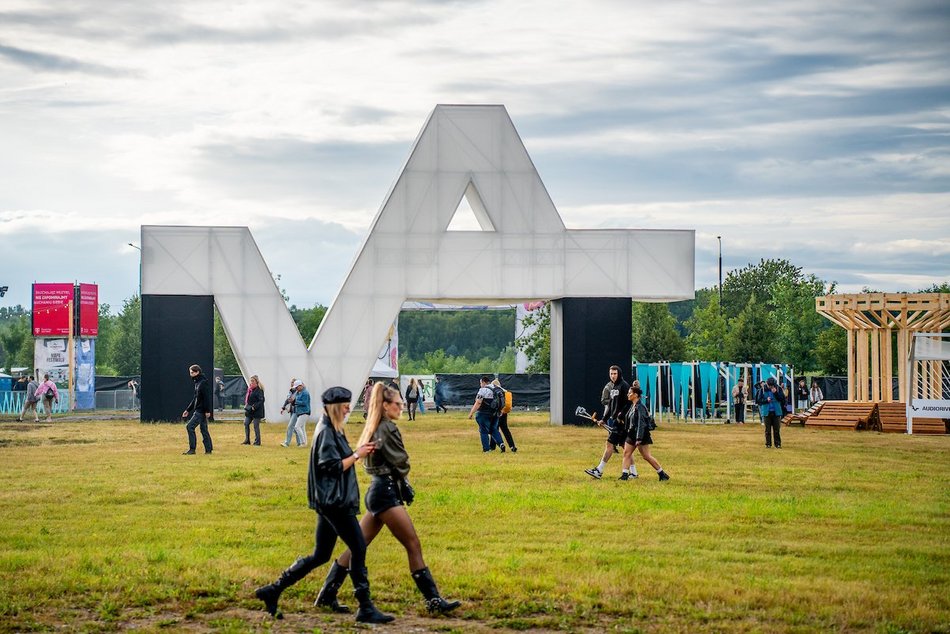 Łódź. Audioriver 2025 w Łodzi wystartował! Na Łódzkie Błonia docierają pierwsi festiwalowicze [ZDJĘCIA]