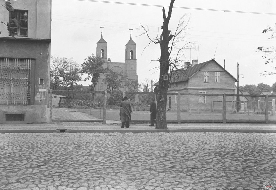 Łódź. Kościół parafialny pod wezwaniem św. Kazimierza przy ul. Niciarnianej 7 - lata 1936-1938