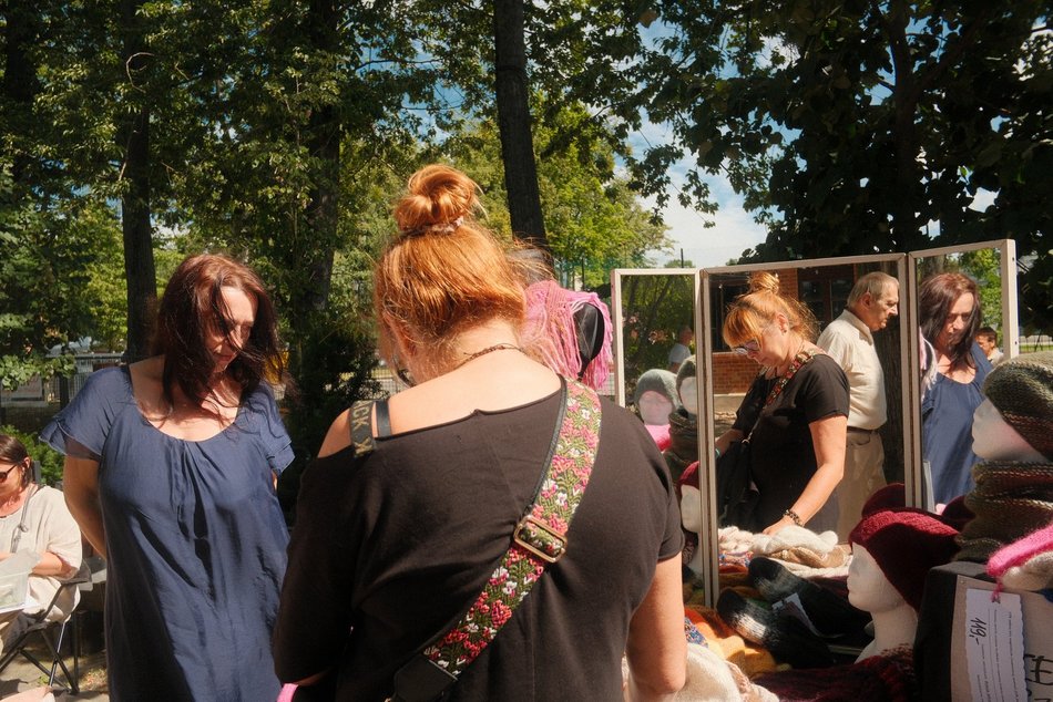 Łódź. Targ Staroci na Księżym Młynie w Łodzi. Rękodzieła, unikatowe rzeczy i domowe przysmaki