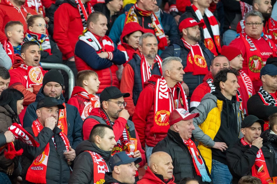 Łódź. Kibice na meczu Widzewa Łódź z Górnikiem Zabrze. Byłeś/aś? Znajdź się w galerii!