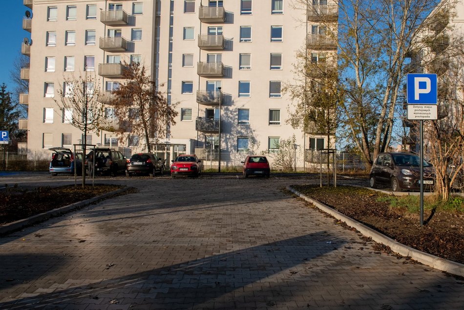 Remont na Zarzewie. Parking Nurta-Kaszyńskiego