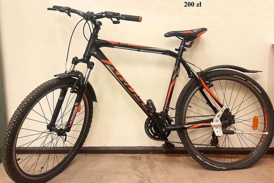 Łódź. Aukcja Biura Rzeczy Znalezionych