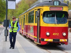 Łódzkie Linie Turystyczne już na trasach! Tak Łodzianie zwiedzają Łódź
