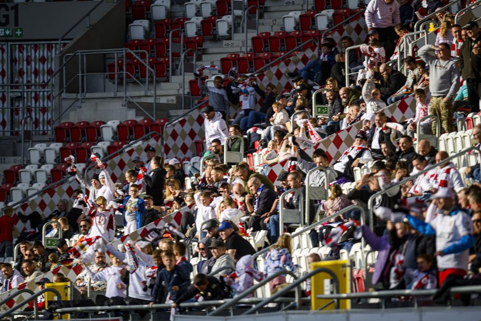 Kibice na meczu ŁKS Łódź z GKS Tychy. Byłeś? Znajdź się w galerii!