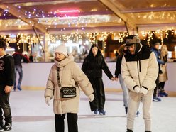 Ostatnie dni lodowiska w Manufakturze! Łodzianie korzystają z uroków zimy!