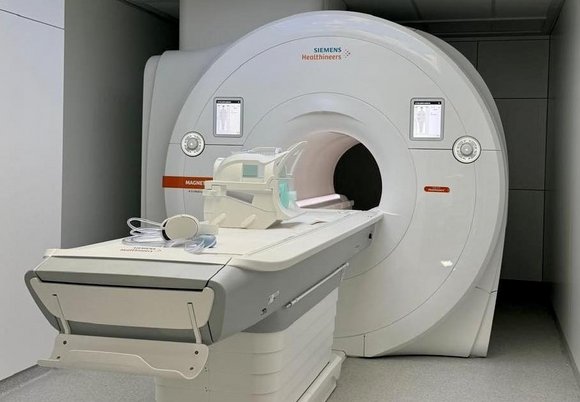 Łódź. Szpital psychiatryczny z nowym rezonansem 