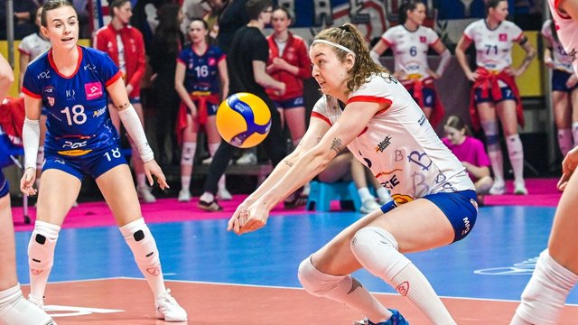 Derby Łodzi w trzech setach. PGE Budowlane Łódź lepsze od ŁKS Commercecon Łódź