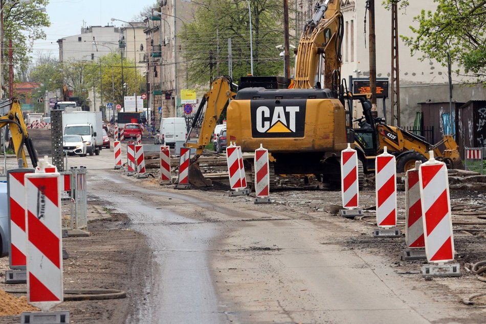 Przybyszewskiego w remoncie. Sprawdzamy, jak przebiegają prace.