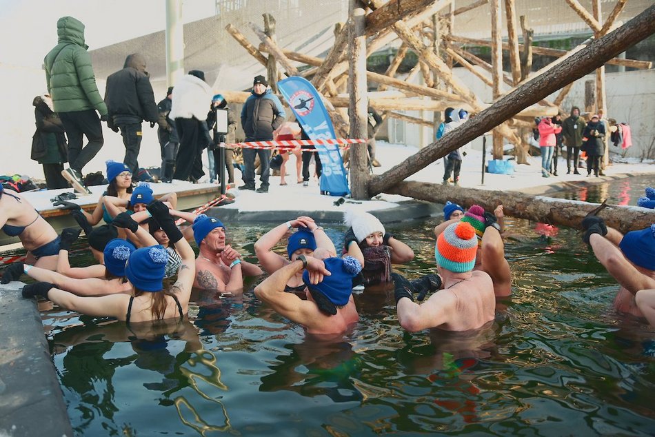 Łódź. Miłośnicy zimnych kąpieli w Orientarium Zoo Łódź
