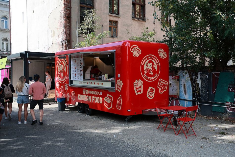 Łódź. Hongbox na OFF Piotrkowska. Koreańskie przysmaki z okienka w samym centrum Łodzi