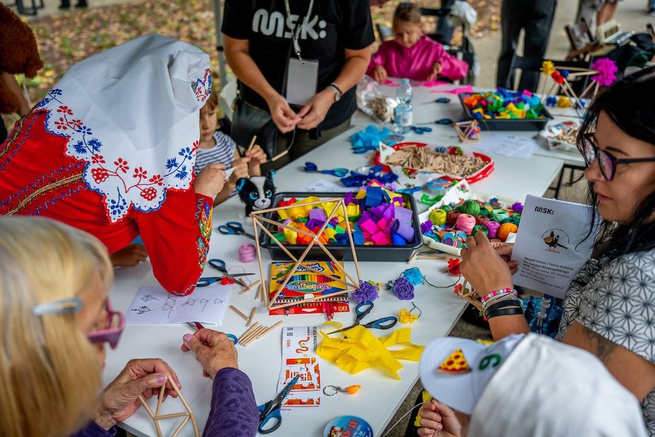 Łódź. Piknik w parku Śledzia w Łodzi. Atrakcje dla całej rodziny!