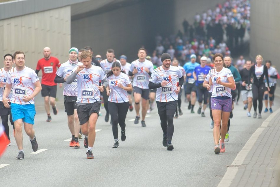 DOZ Maraton 2023. Brałeś udział w biegu? Znajdź się na zdjęciach!