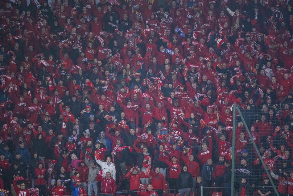 Kibice na meczu Widzewa Łódź z Koroną Kielce