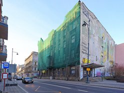 Kamienica z motylem na sprzedaż! Za ile wystawili budynek dawnego Pewexu?