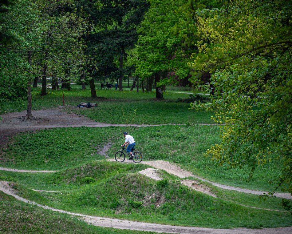 Łódź. Pumptrack w parku Poniatowskiego