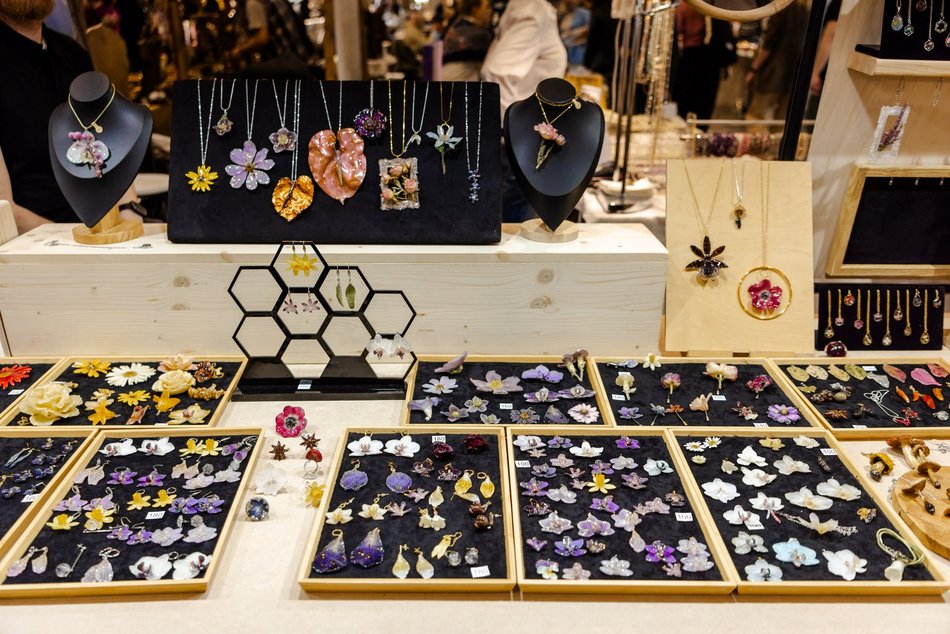 Łódź. Targi kamieni w hali Expo Łódź. Minerały, naturalna biżuteria, rękodzieło i... meteoryty!