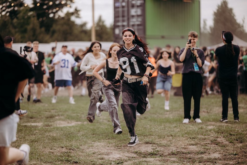 Łódź Summer Festival 2025 wystartował! Otwarcie bram i tłumy biegnące pod scenę!