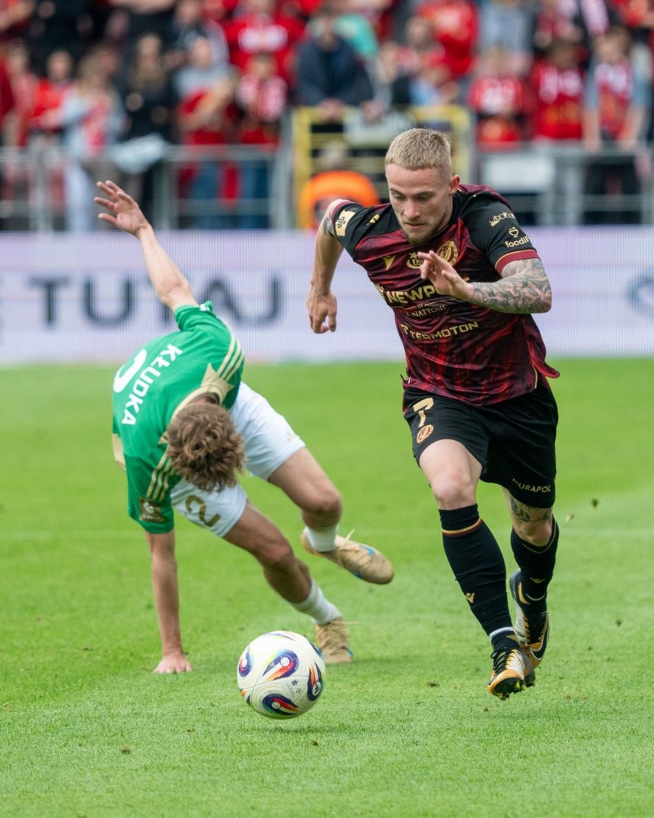 Gra o utrzymanie do samego końca. Widzew Łódź zagra z Koroną Kielce