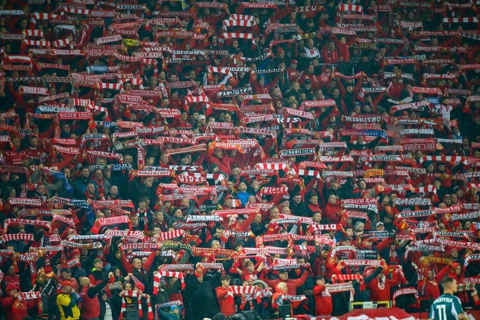 Kibice na meczu Widzewa Łódź z Legią Warszawa. Byłeś/aś? Odszukaj się w galerii