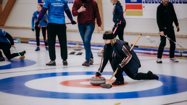 To jedyna taka hala w Polsce! Łódź stolicą curlingu! [ZDJĘCIA]