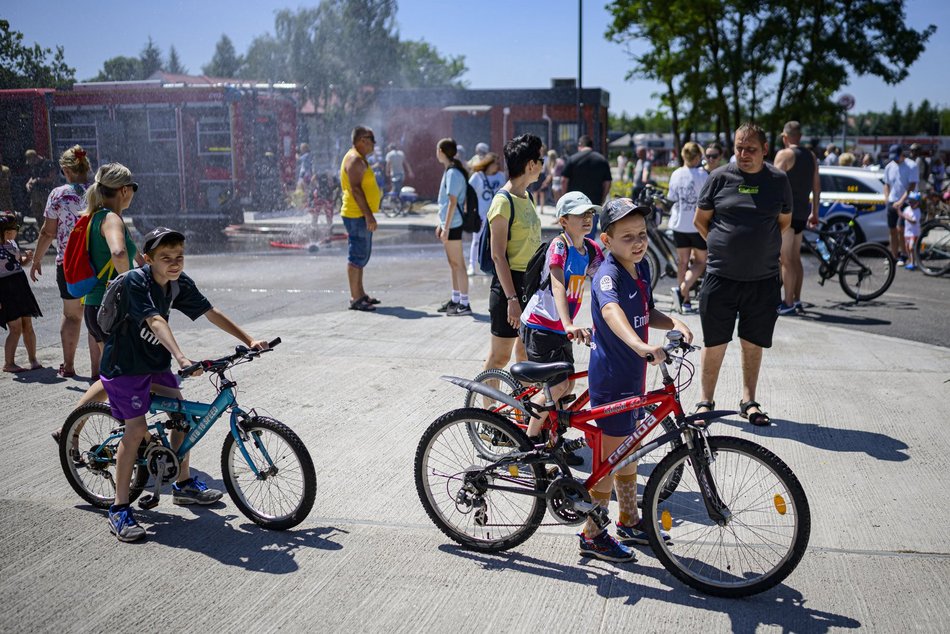 Łódź. Piknik otwarcia Szczecińskiej w Łodzi wielkim hitem. Tłumy łodzian bawią się świetnie
