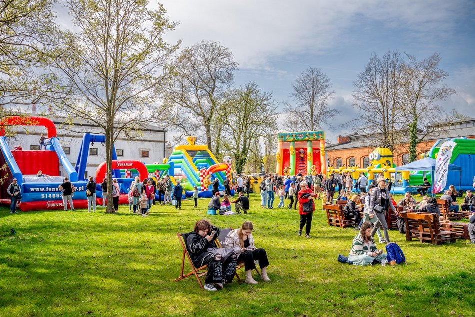 Wielka Szama w Ogrodach Geyera