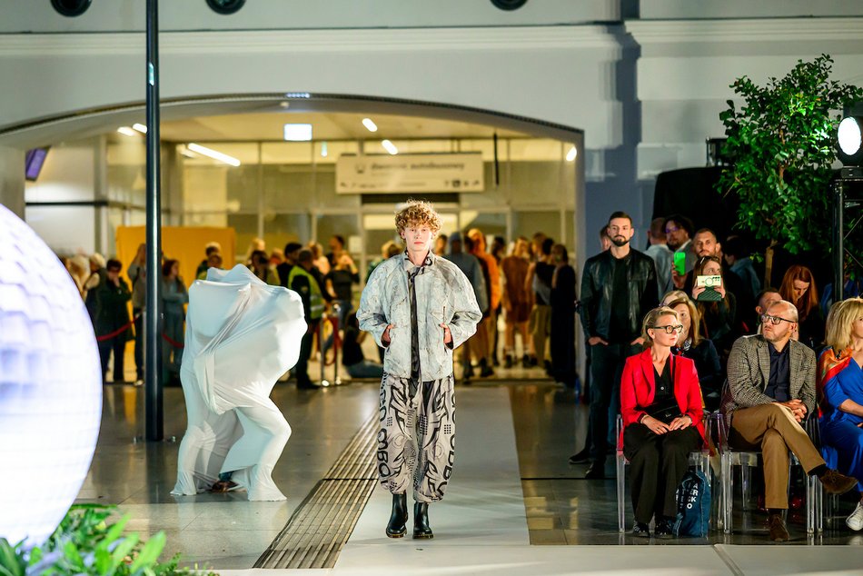 Łódź. Trend Station. Niezwykły pokaz mody na dworcu Łódź Fabryczna