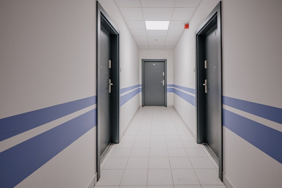 Łódź. Mieszkania dla osób w kryzysie bezdomności w Łodzi. Czym są tymczasowe „dachy nad głową"?