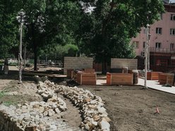 Łódź. Zielony skwer w centrum Łodzi rośnie w oczach! Jeszcze w sierpniu zakończą się prace