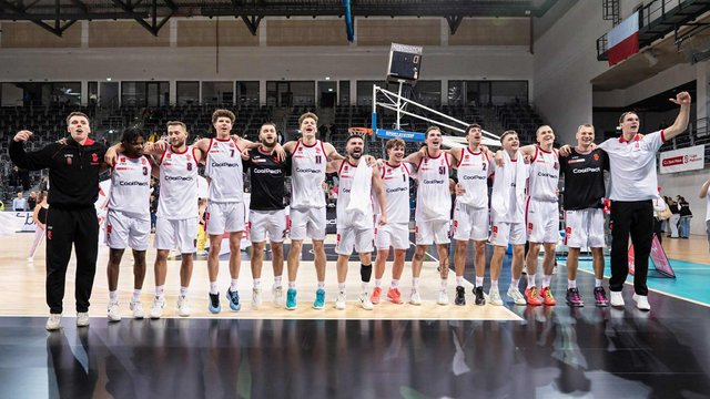 Pędzą jak burza! ŁKS Coolpack Łódź wywozi pewne zwycięstwo z Tychów