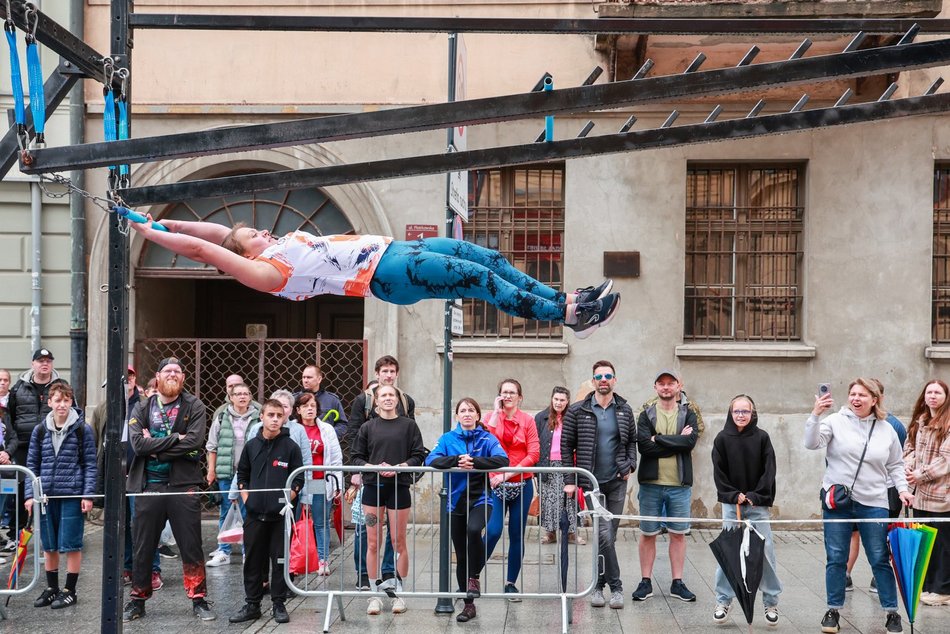 Łódź. Ninja Series w Łodzi. Wspaniała rywalizacja w strugach deszczu