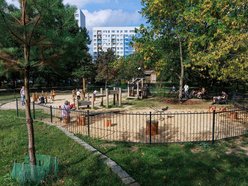 Łódź. Piaskowo-wodny park zabaw na Widzewskiej Górce