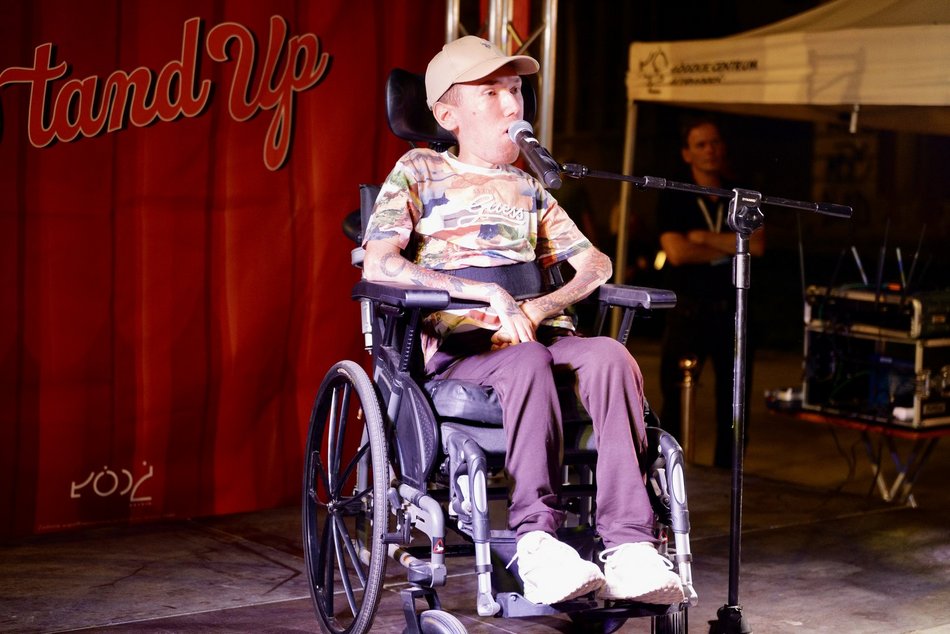 Łódź. Stand-up Piotrkowska w Łodzi. Mnóstwo śmiechu w upalny wieczór