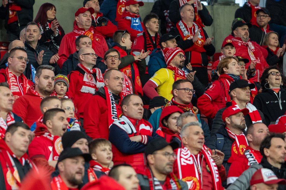 Łódź. Kibice na meczu Widzewa Łódź z Górnikiem Zabrze. Byłeś/aś? Znajdź się w galerii!