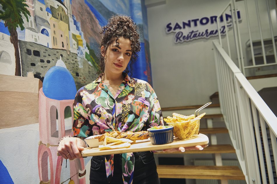 Santorini - restauracja z kuchnią grecką przy ul. Piotrkowskiej 37