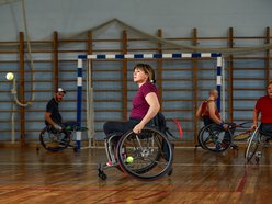 Sportowcy na wózkach inwalidzkich