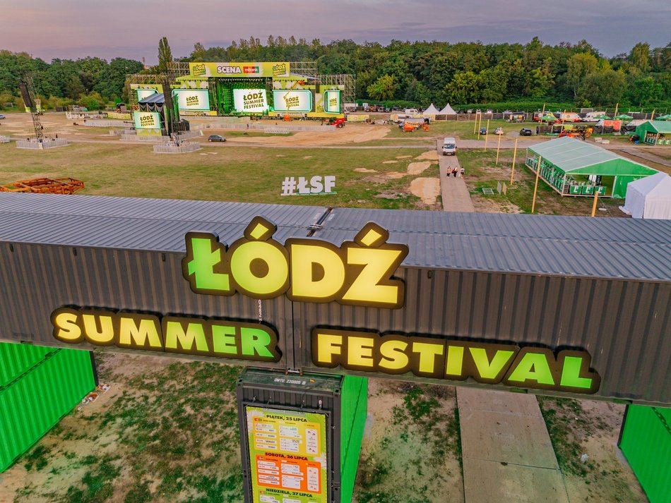 Łódź. Miasteczko festiwalowe gotowe na Łódź Summer Festival 2025. Te zdjęcia mówią wszystko! [ZDJĘCIA]